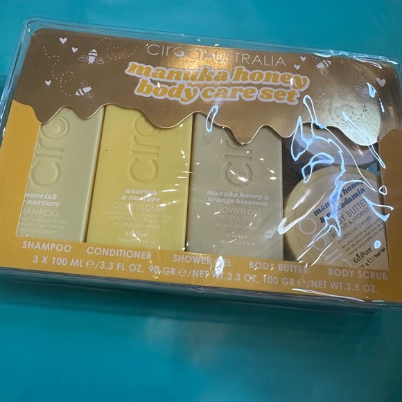 Ciroa Other - Ciroa Australia Manuka Honey Body Care Set